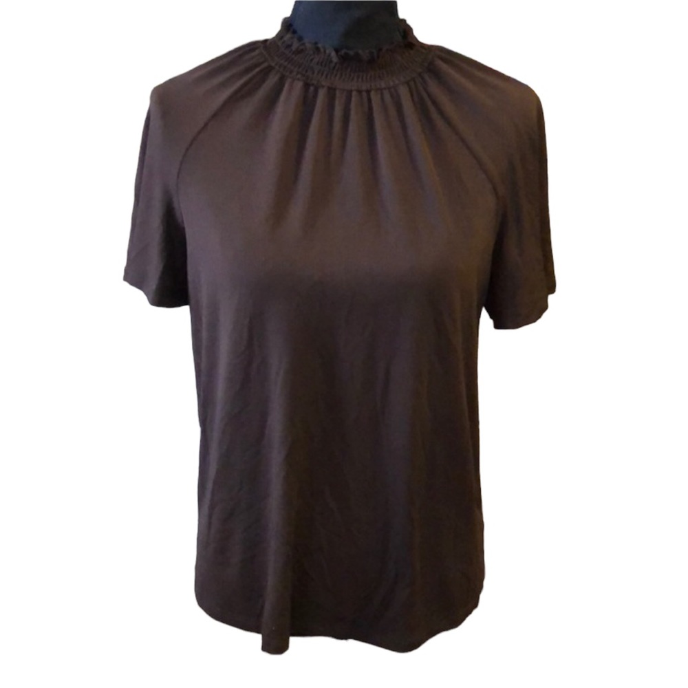 A NEW DAY SHORT SLEEVE BLOUSE WITH RUFFLED TRIM COLLAR BROWN SZ S NEW WITH TAGS